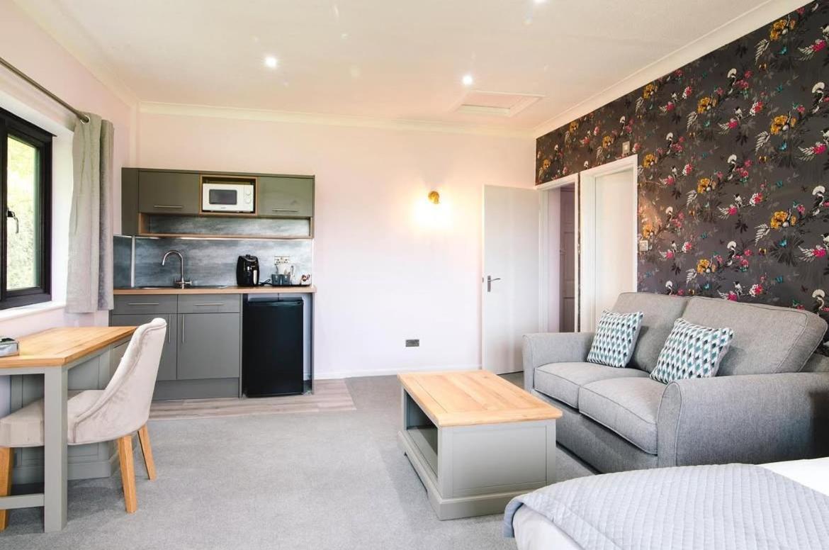 Cricklade House Hotel, Sure Hotel Collection By Best Western Εξωτερικό φωτογραφία